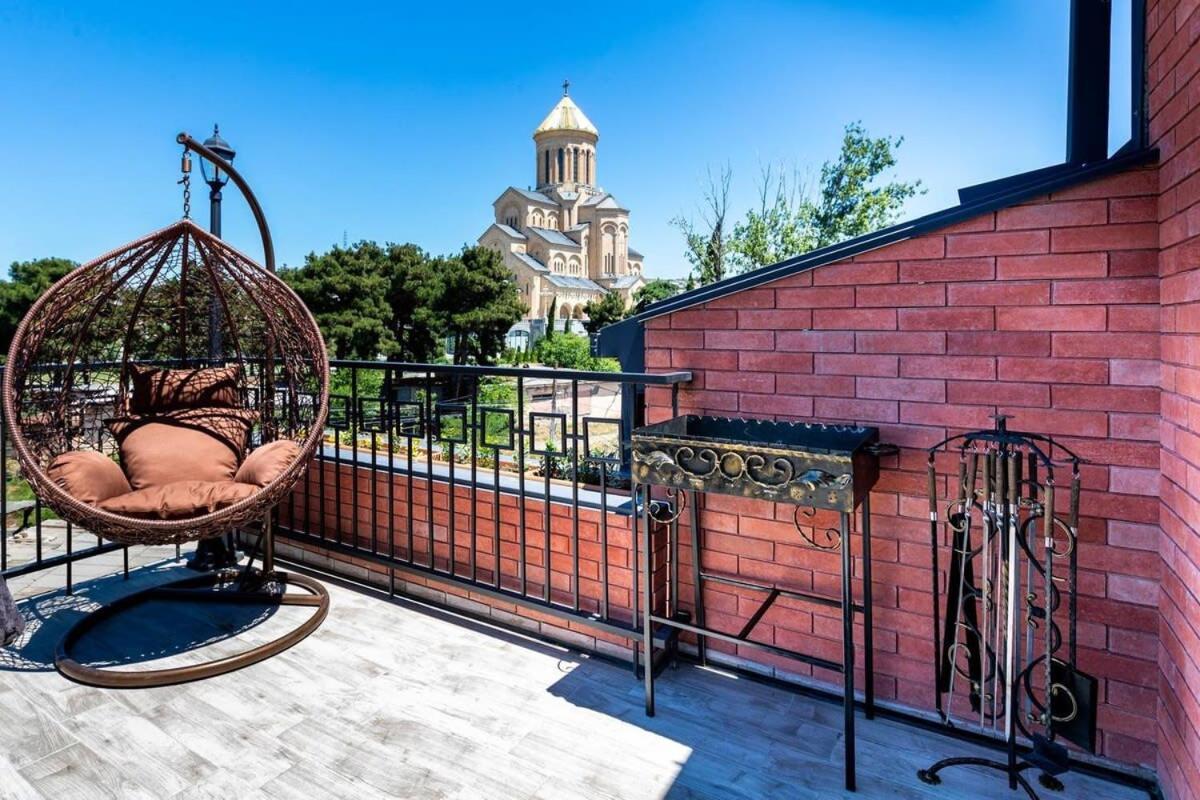 3Br Apt W Huge Terrace & Magnificent Views Tbilisi Buitenkant foto
